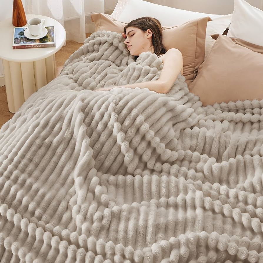 G.B California ブランケット Amazon.com: Bedsure California King Comforter Set Yellow